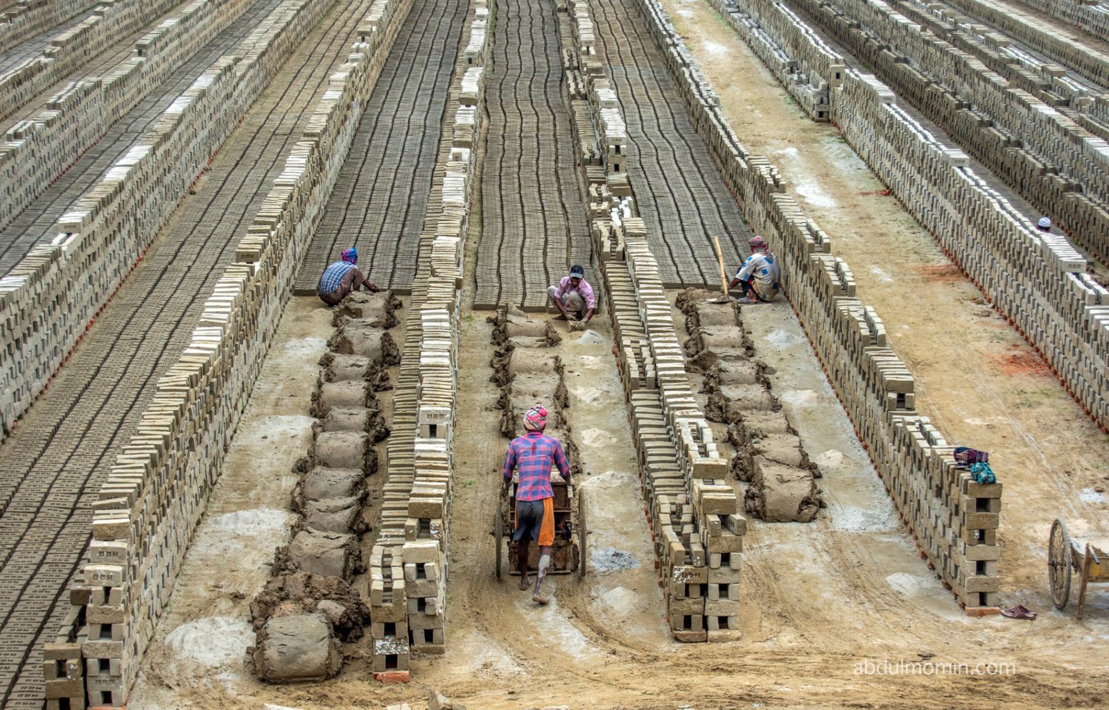 Brick Field Photography and Handicrafts Making