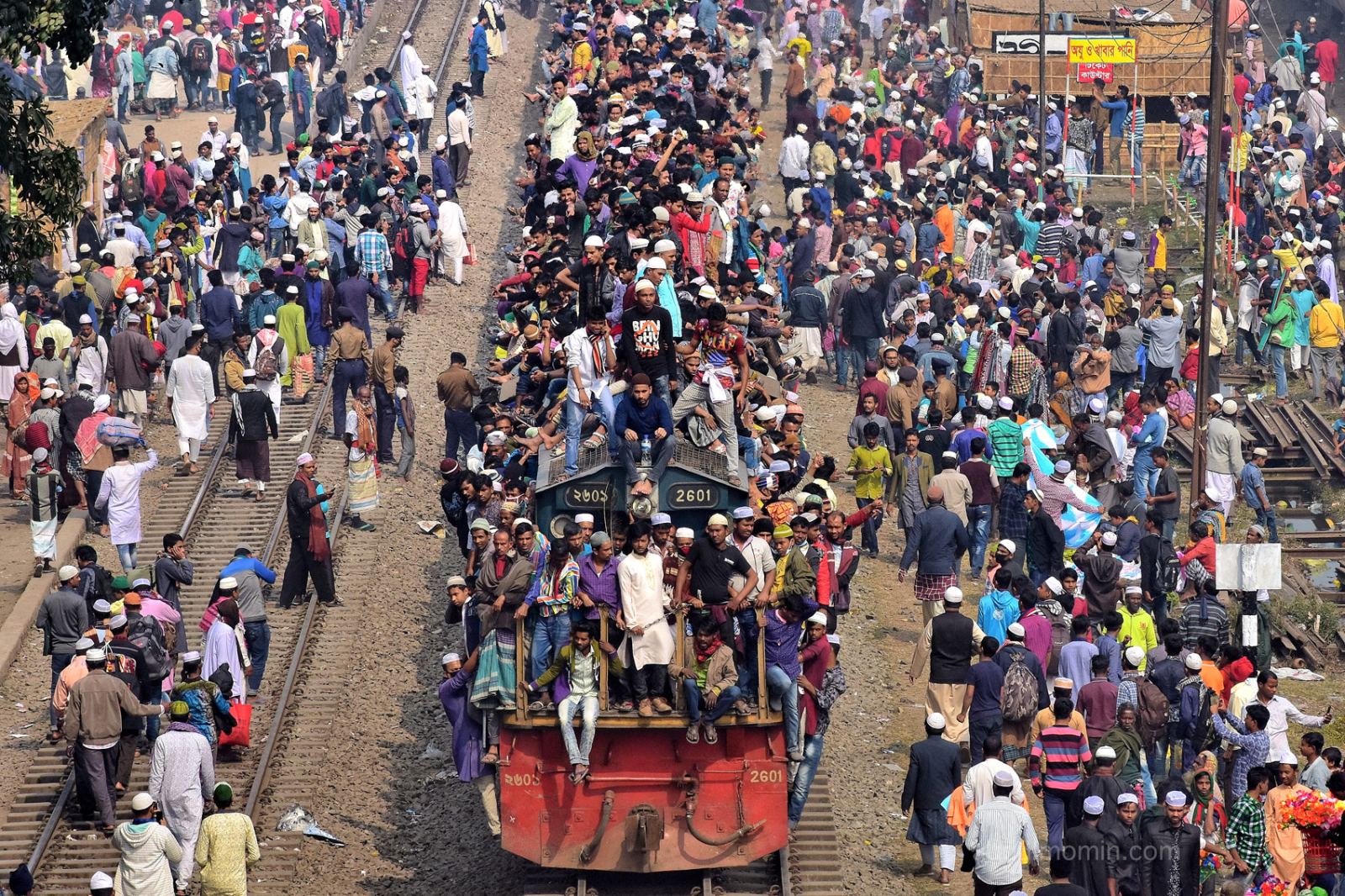Dhaka Muslim Congregation Final Prayer and Train Rush