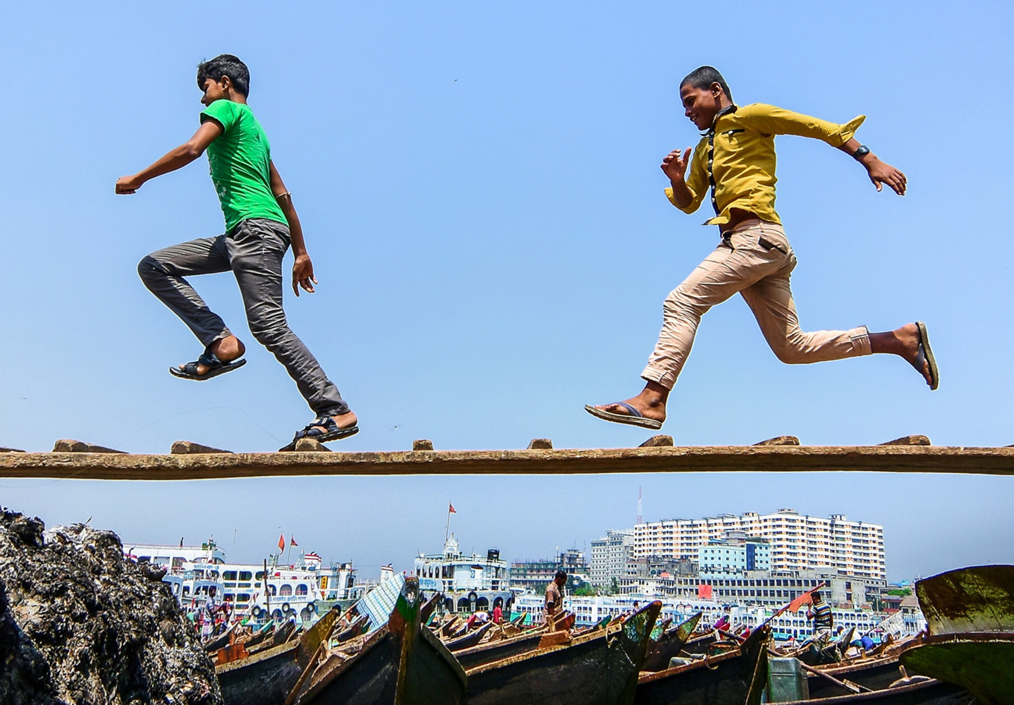 Street Life, River Chaos & Highway Runs